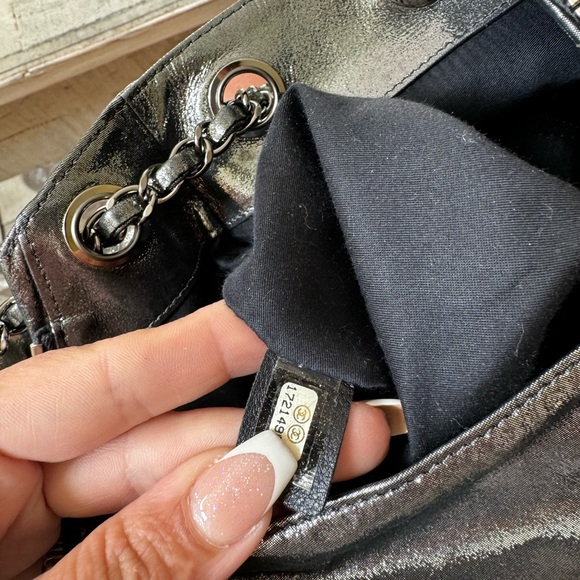 Chanel 💫 Rare 💫 Backpack 💫 Anthracite Silver Metallic LARGE 💫 - Picture 9 of 12
